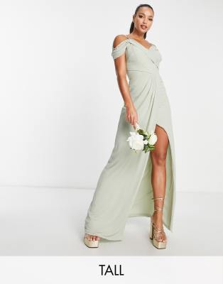 TFNC Tall - Bridesmaid - Wickelkleid in Salbeigrün mit drapierter Schulterpartie