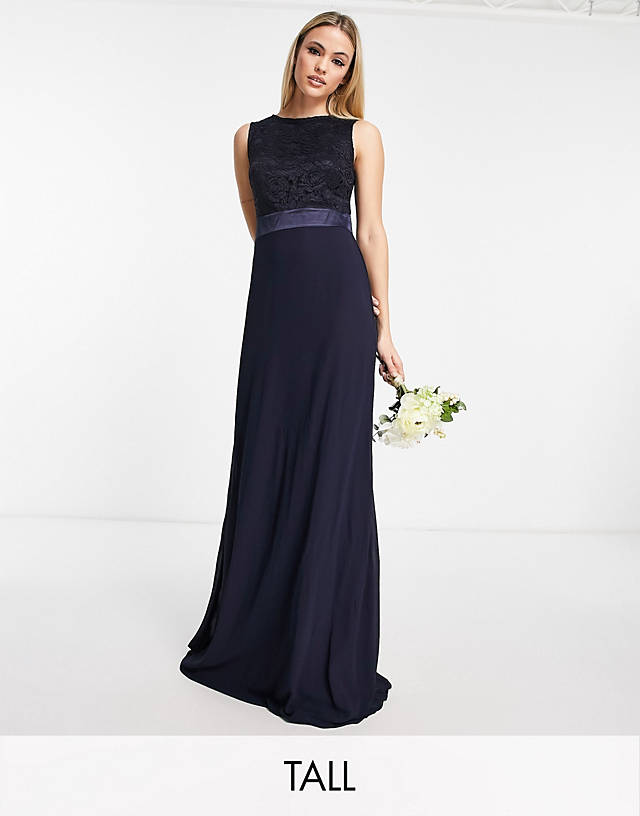 TFNC Tall - bridesmaids chiffon maxi dress with lace scalloped back in navy