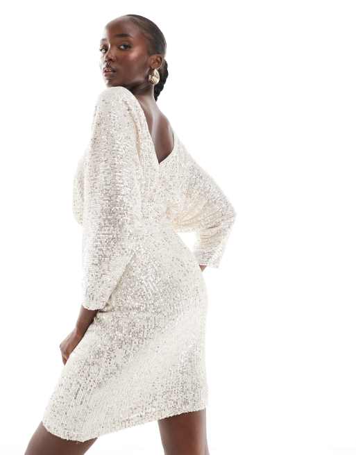 TFNC Tall - Robe courte ornée de sequins avec manches kimono - Argenté, 3 de 4