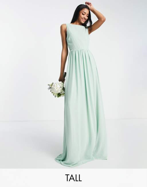 TFNC Tall - Robe de demoiselle d'honneur longue en mousseline avec dos bénitier très échancré - Sauge fraîche 