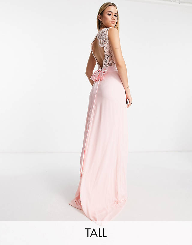 TFNC Tall - s chiffon maxi dress with lace scalloped back in whisper pink  - lpink