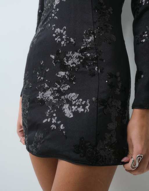 TFNC v-neck floral sequins padded shoulder blazer mini dress in black, 3 of 5