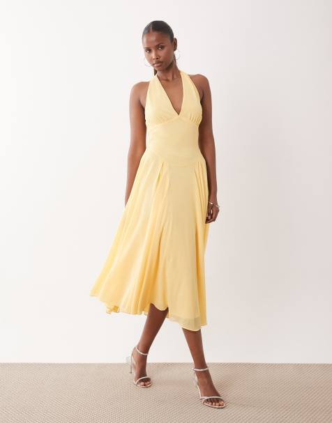 TFNC - Vestido de dama de honor midi amarillo con cuello halter de chifón - view 1