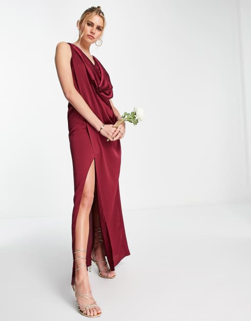 TFNC - Vestito lungo da damigella avvolgente in raso rosso mora 