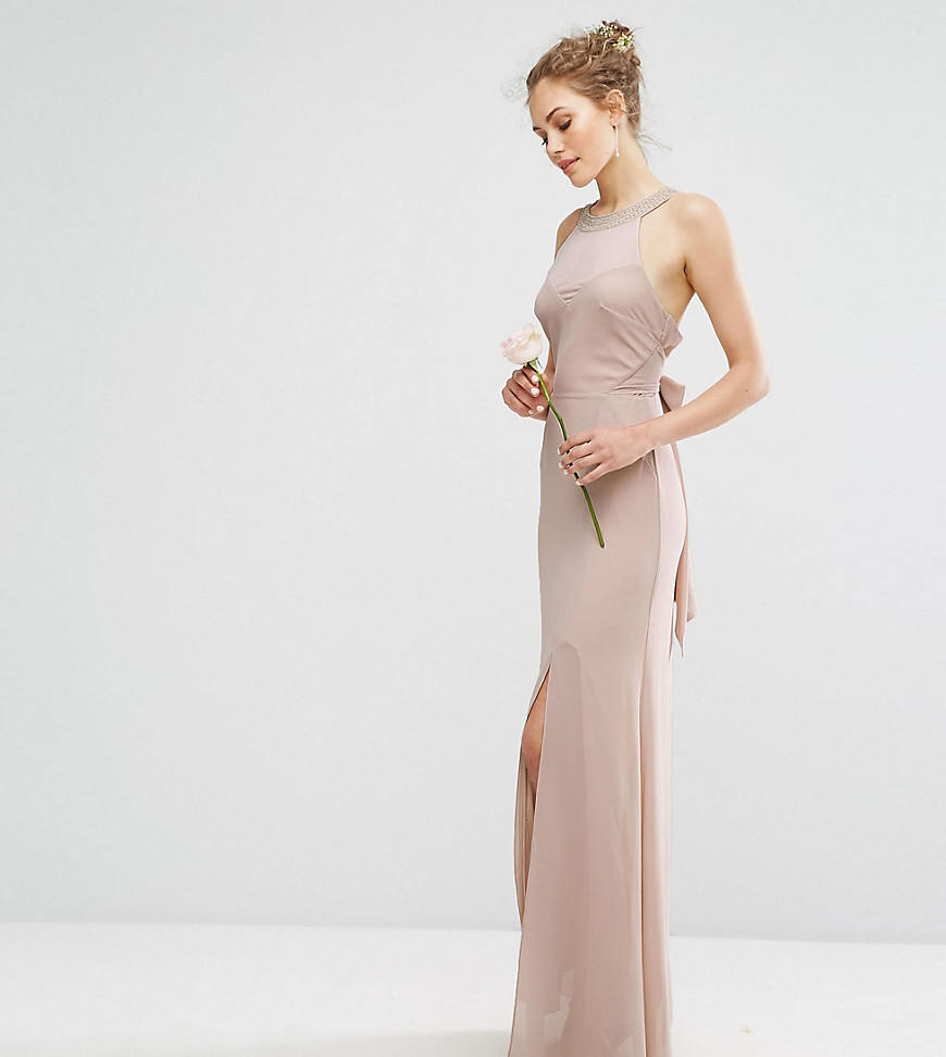 TFNC WEDDING - Lange chiffon jurk met versieringen in dezelfde tint en strik op de rug-Bruin