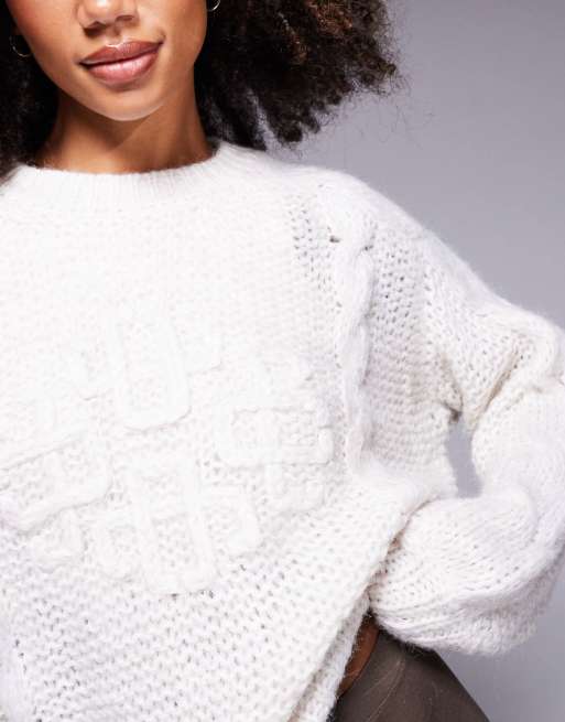 The Couture Club – Beige, flätstickad tröja i oversize med emblem, 2 av 4