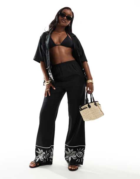 The Couture Club - Broek met wijde pijpen en geborduurde details in zwart, deel van co-ord set - view 1
