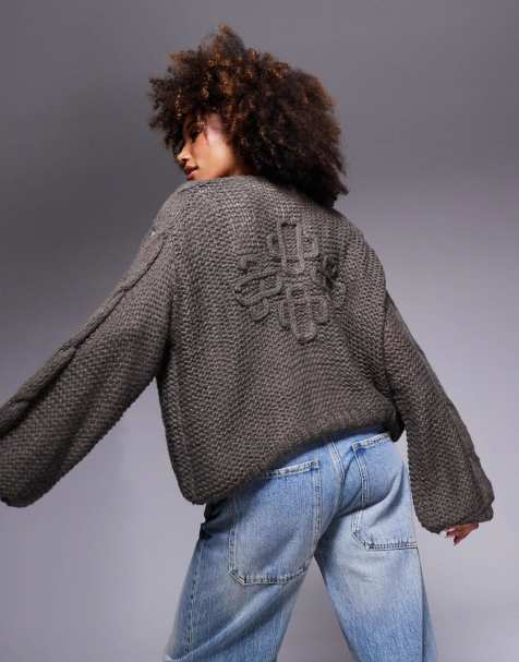 The Couture Club - Cardigan in maglia oversize color cacao con stemma - view 1
