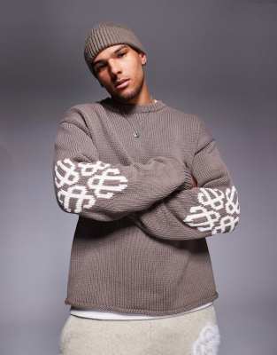 The Couture Club Chunky Knit Emblem Sweater In Brown
