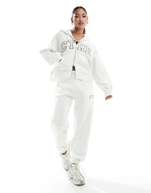 Off white nike store set for womens