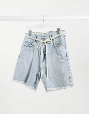 cut off jeans shorts