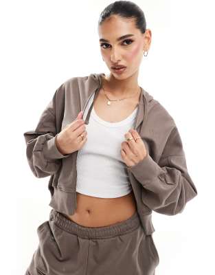 emblem relaxed zip up hoodie in brown - part of a set