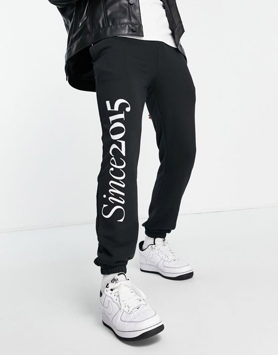 https://images.asos-media.com/products/the-couture-club-heritage-sweatpants-in-black/200249532-1-black?$n_550w$&wid=550&fit=constrain