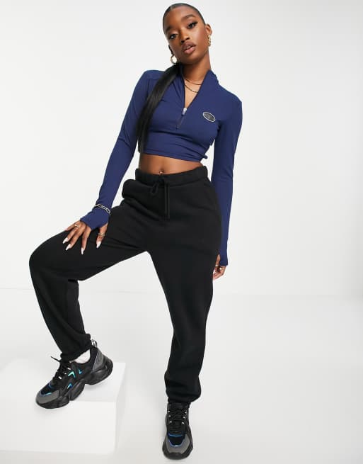 Nike essentials black cropped high best sale neck sweatshirt