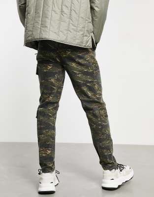tiger camo cargo pants
