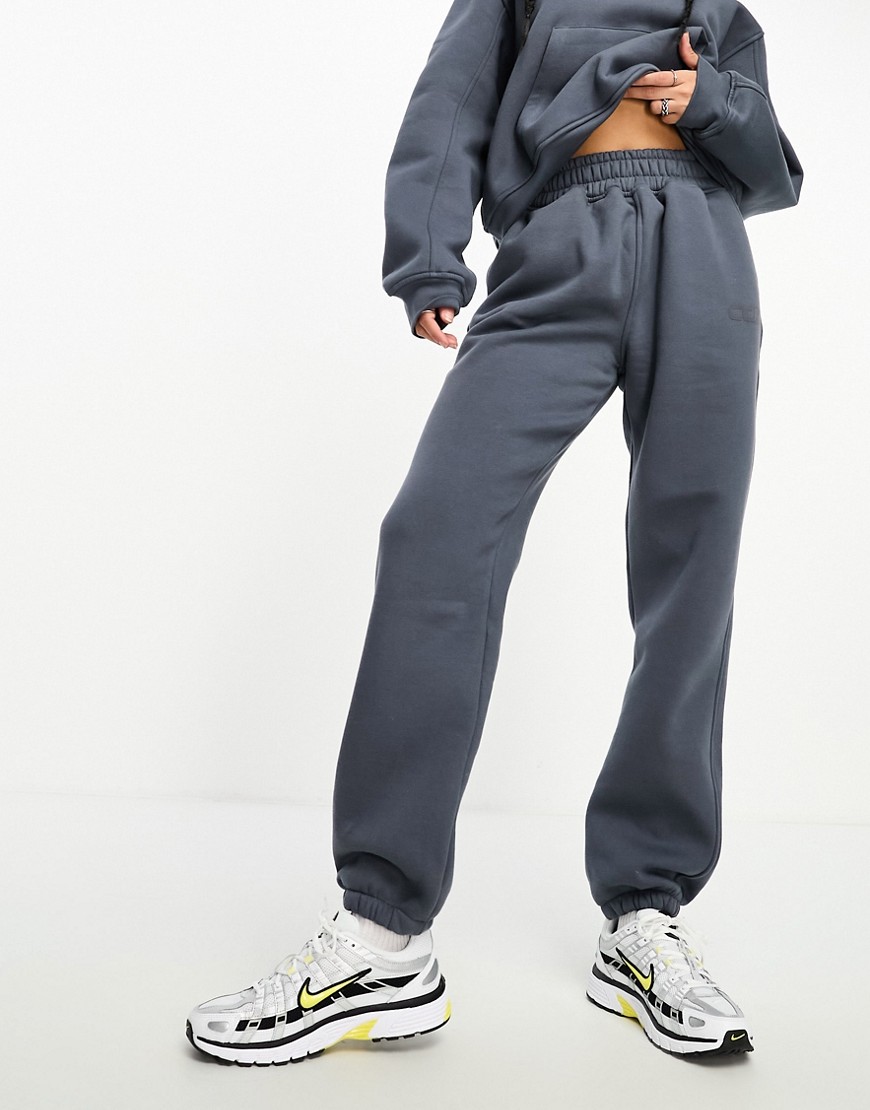tonal logo oversized sweatpants in gray