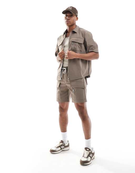 The Couture Club - Utility overhemd van nylon met ritssluiting in bruin, deel van co-ord set