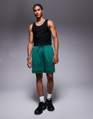 varsity mesh shorts in forest green