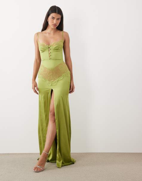 The Dolls House Circa Dolce Premium-Satin-Maxikleid mit Spitzeneinsatz in Hellgrün - view 1