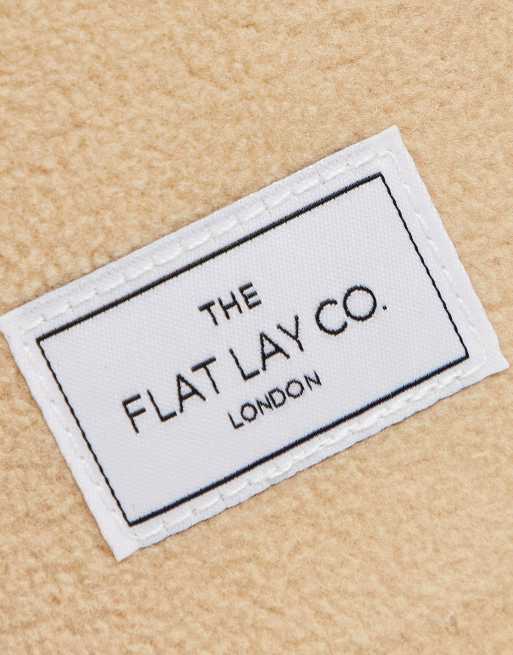 The Flat Lay Co. - Custodia per pennelli rigida in pile borg beige leopardato - In esclusiva per ASOS , 3 di 4