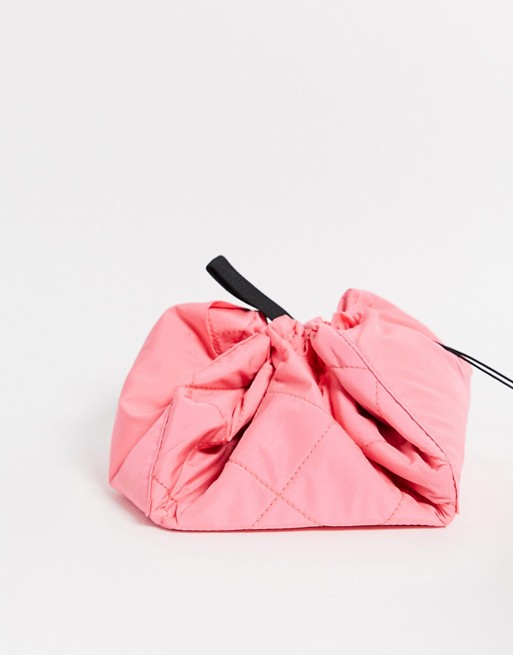 The Flat Lay Co. Drawstring Makeup Bag - Neon Pink