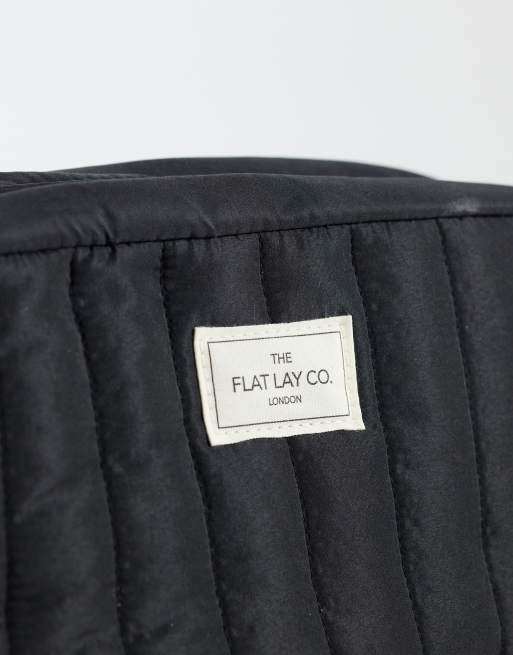 The Flat Lay Co. The Showcase - Grande trousse de toilette - Noir classique, 3 de 3