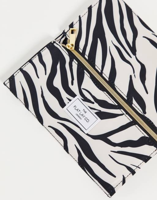The Flat Lay Co. X ASOS - Åben og flad makeup-boks i zebraprint - Kun hos ASOS, 2 af 4