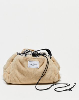 The Flat Lay Co. X ASOS EXCLUSIVE Drawstring Makeup Bag - Beige Borg with Cheetah
