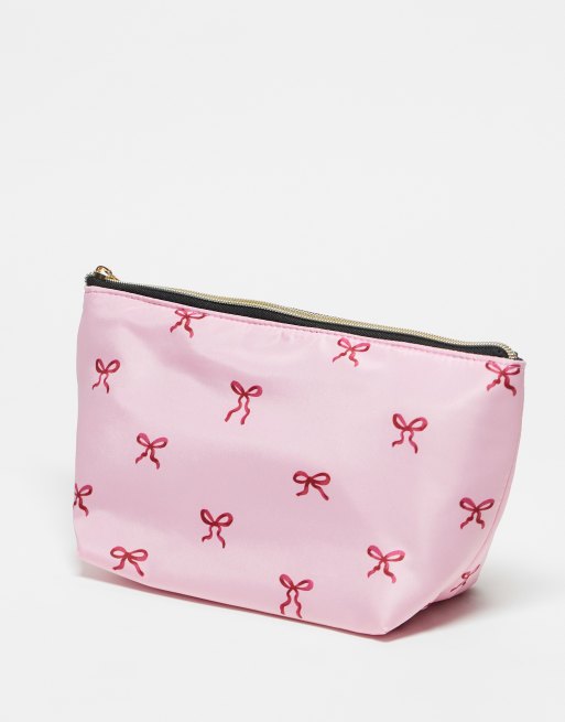 The Flat Lay Co. x ASOS – Exclusive – Rosa, rosettmönstrad sminkväska, 3 av 4