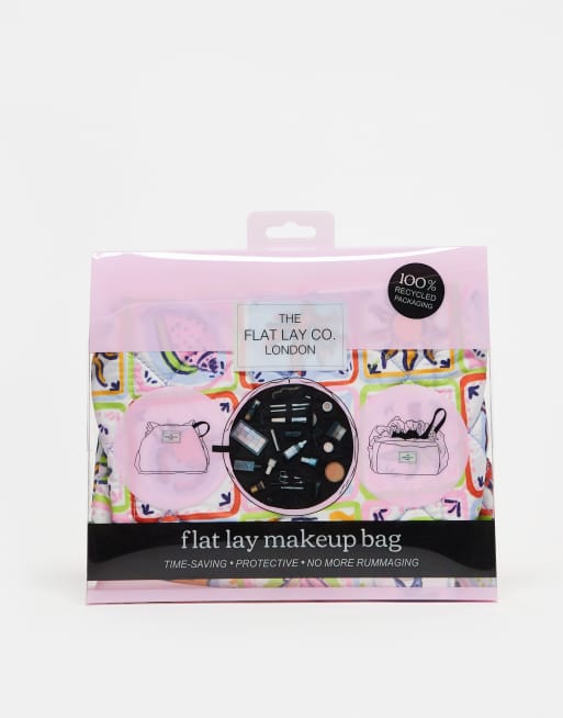 The Flat Lay Co. x ASOS - Exclusives - Toilettasje met trekkoord in zomerse print