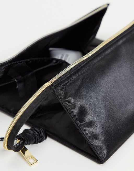 The Flat Lay Co. X ASOS - Exclusivité - Trousse de maquillage plate à fermeture éclair - Noir soyeux, 4 de 4
