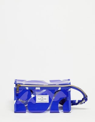 The Flat Lay Co. X ASOS - Exklusiv - Make-up-Tasche in Santorini-Blau mit gummierter Haptik