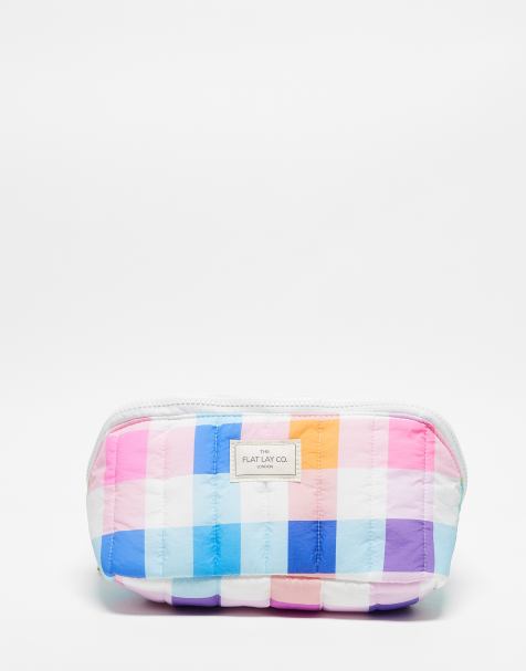 The Flat Lay Co. x ASOS - Firkantet toilettaske med skotsktern skumfidusdesign - Kun hos ASOS - view 1