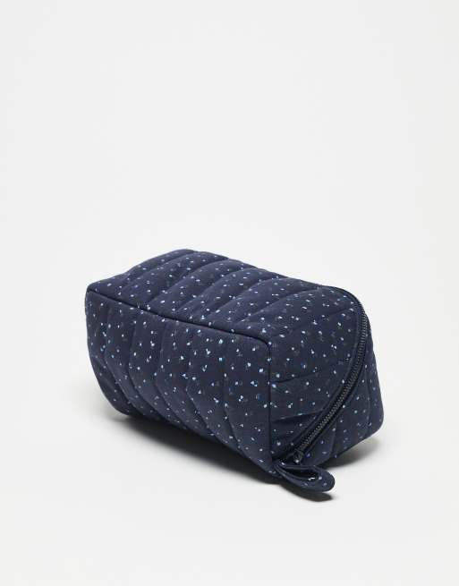 The Flat Lay Co. x ASOS - Marshmallow - Flat Lay Makeup Box Bag - Navy Blue Ditsy Floral - Kun hos ASOS , 3 af 3