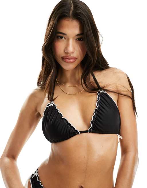 The Frolic - Brooke - Top bikini nero con bordo ondulato a contrasto e fiocco