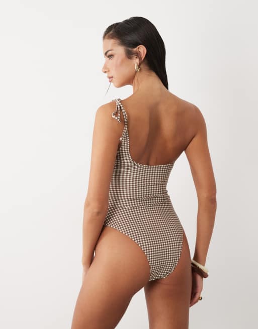 The Frolic eksklusiv badedragt med bindebånd, one-shoulder og indsnøret talje i brun gingham-tern, 4 af 4