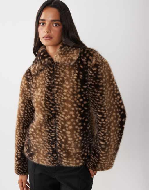 The Frolic exclusive collared zip through faux fur jacket in doe print, 2 of 4