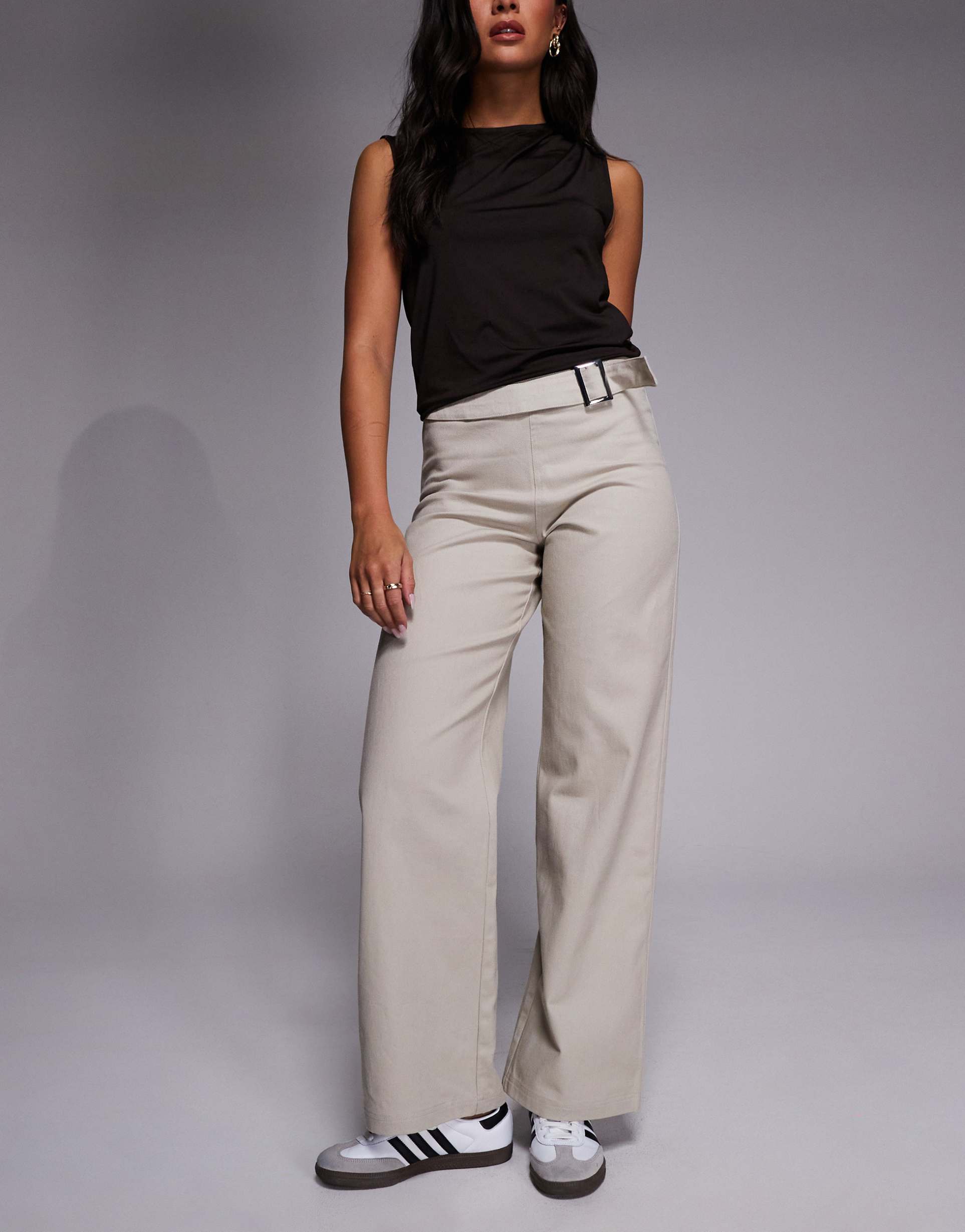 the frolic exclusive cotton denim metal belt detailing wide leg pants in beige