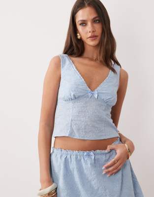 The Frolic Exclusive cotton lace trim bow detail plunge cami top in blue - part of a set blue 6190₽