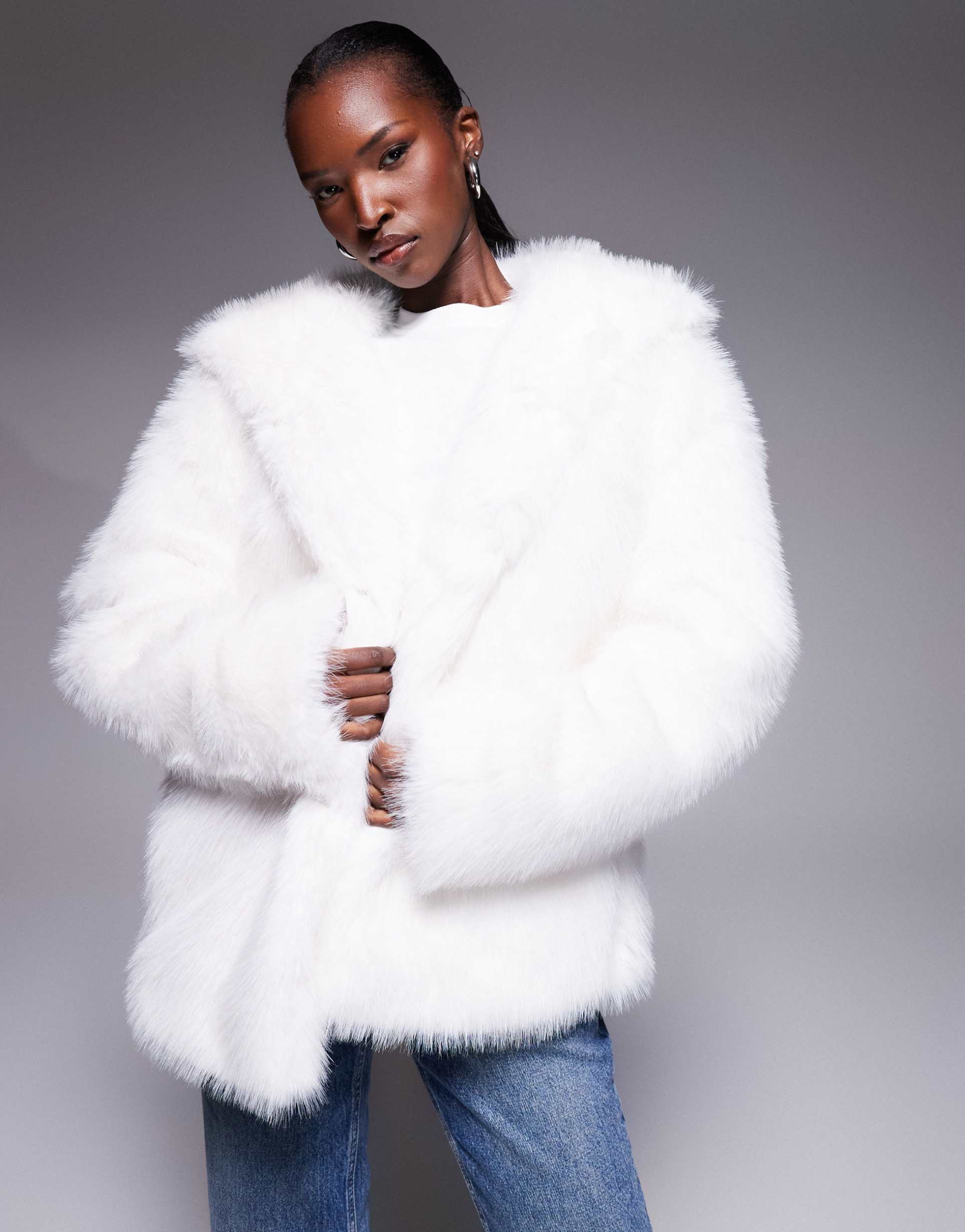 the frolic exclusive faux fur hooded jacket in cream