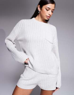 The Frolic - Exclusive - Gerippter Strickpullover mit hohem Baumwollanteil in Grau mit Tasche vorne, Kombiteil