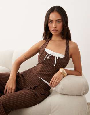 The Frolic Exclusive Halterneck Contrast Tie Front Detail Top Co-ord In Neutral