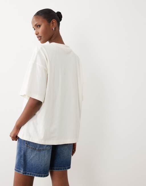 The Frolic exclusive oyster graphic oversized t-shirt in white, 3 of 4
