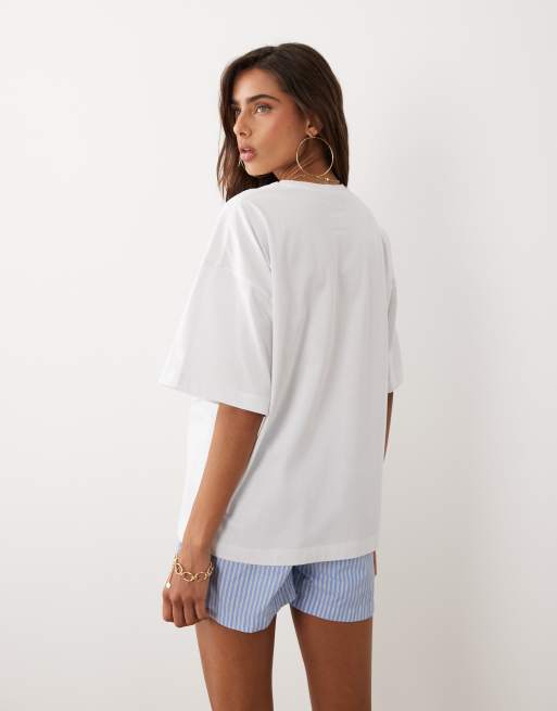 The Frolic exclusive 'Palermo' postcard graphic front oversized t-shirt in white, 2 of 4