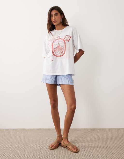 The Frolic exclusive 'Palermo' postcard graphic front oversized t-shirt in white, 3 of 4