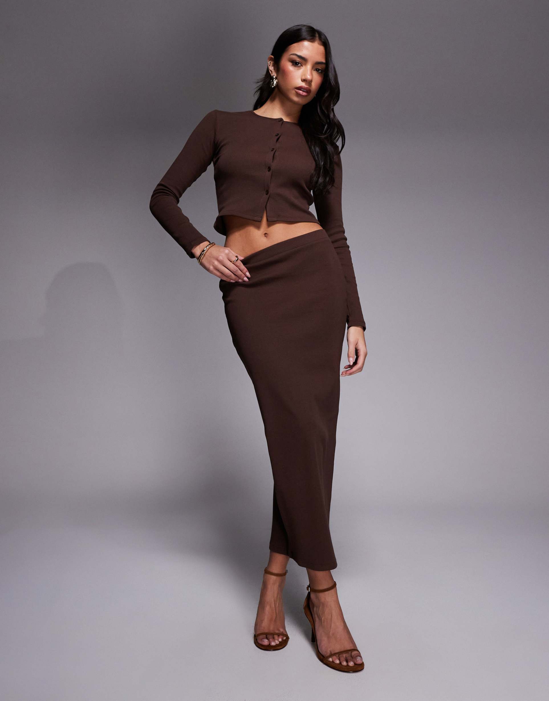 the frolic exclusive ribbed mid waist column maxi skirt in chocolate - part of a set