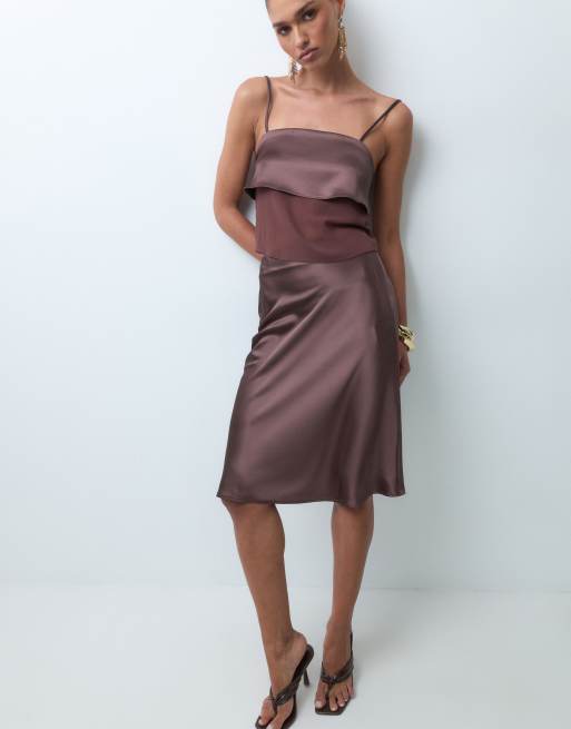 The Frolic exclusive satin midi skirt set in chocolate, 3 of 5