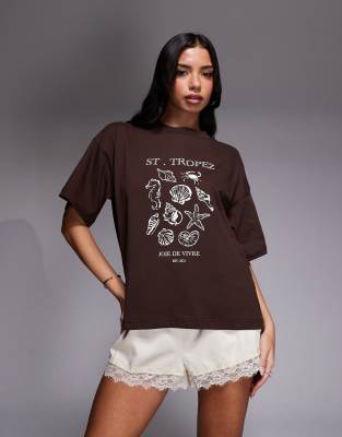 The Frolic Exclusive 'st. Tropez' Shell Front Graphic Oversized T-shirt In Brown