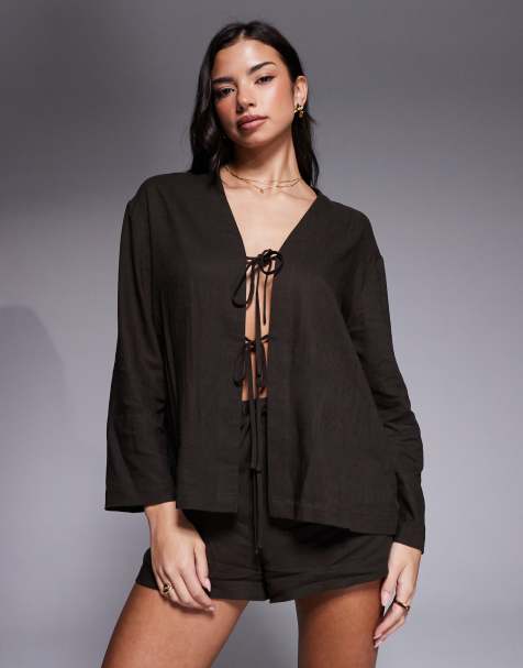 The Frolic - Exclusive - Strandtop van linnenmix met gestrikte voorkant en lange mouwen in chocoladebruin, deel van co-ord set - view 1