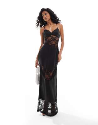 The Frolic Exklusiv - Maxi-Trägerkleid aus Satin in Schwarz mit Spitzeneinsatz